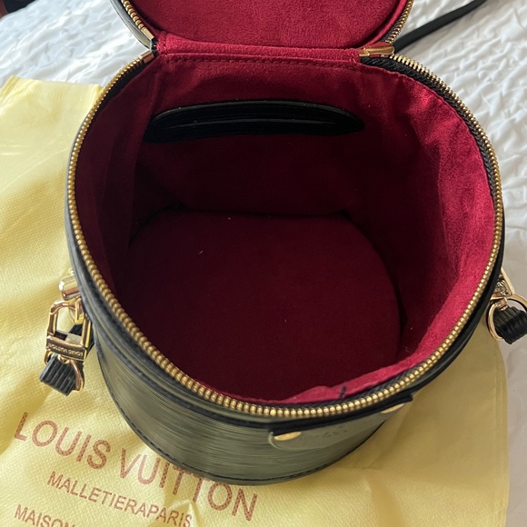 Louis Vuitton Cannes Shoulder Bag Epi Leather Black Used Women LV - Picture 7 of 7